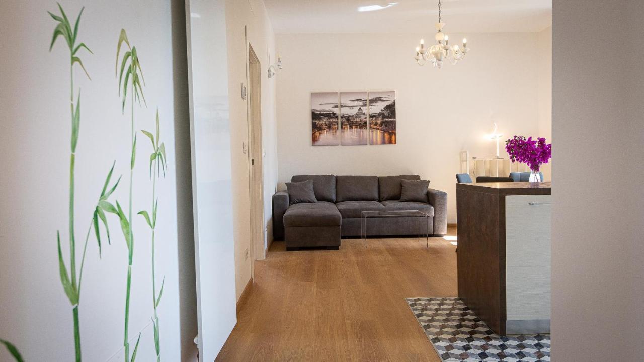 Karan'S Aparment Rental In โรม ภายนอก รูปภาพ